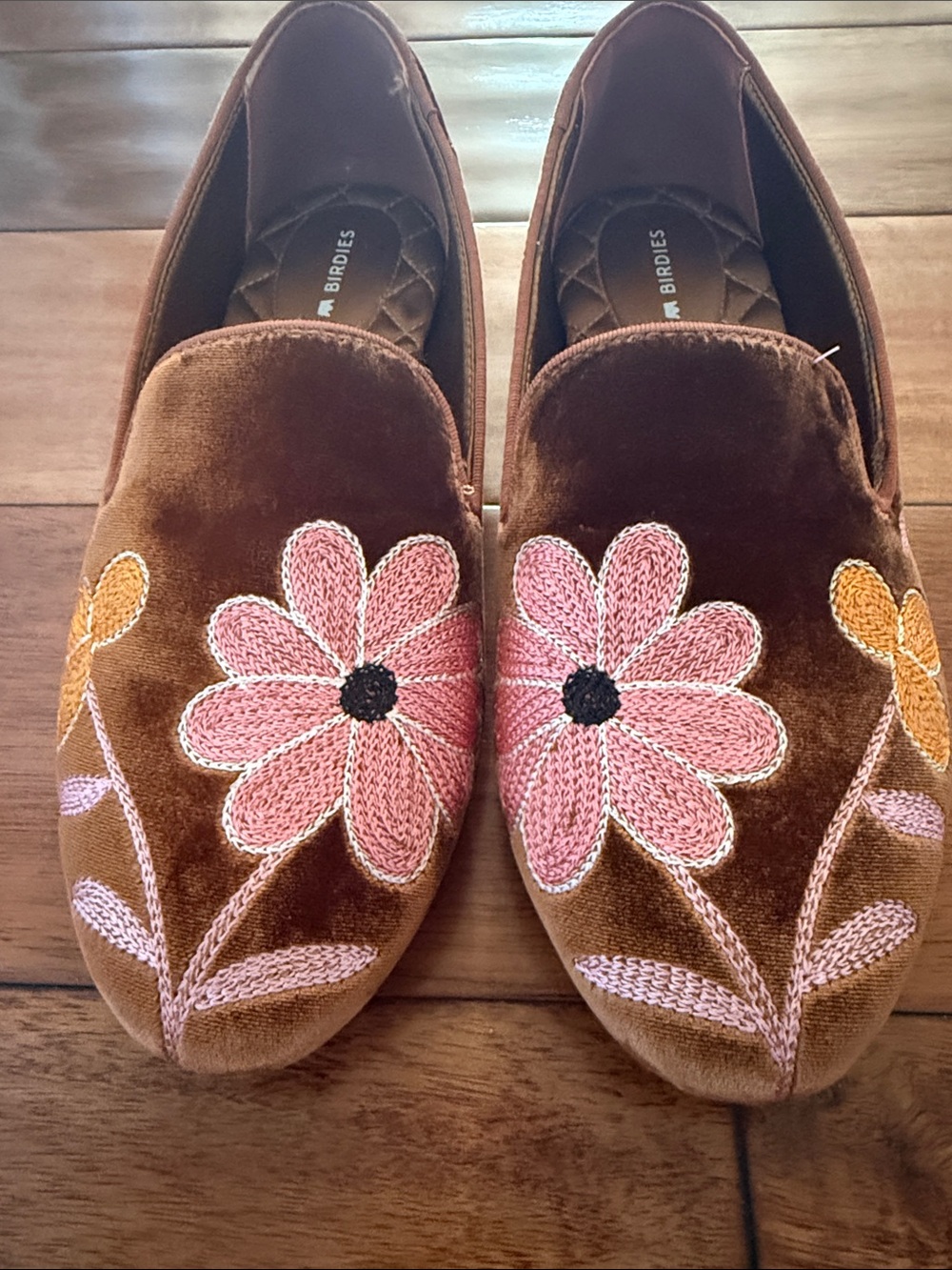 Birdies Brown Velvet Starling Loafers with Pink & Yellow Embroidered Flowers 7.5 - Picture 2 of 8